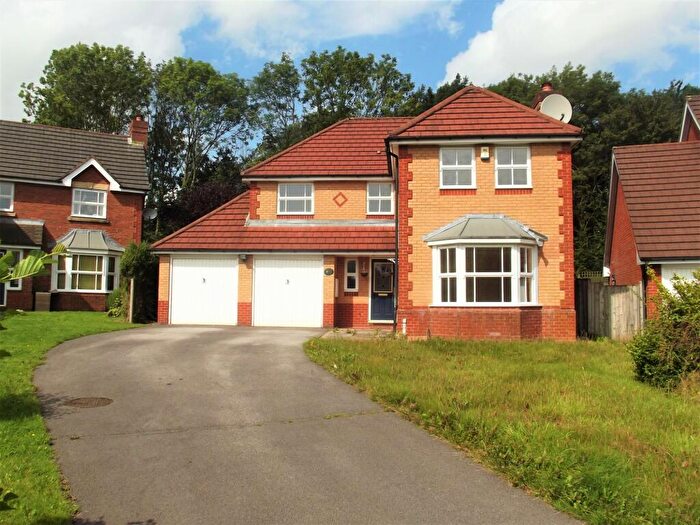 5 Bedroom Detached House To Rent In Spruce Close, Fulwood, PR2
