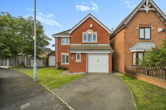 3 Bedroom Detached House For Sale In Standbridge Way, Tipton, DY4