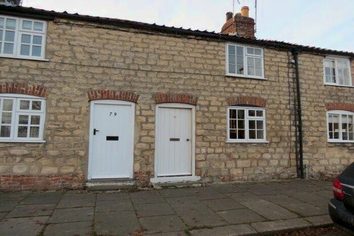 2 Bedroom Terraced House To Rent In Town Street, Malton, YO17