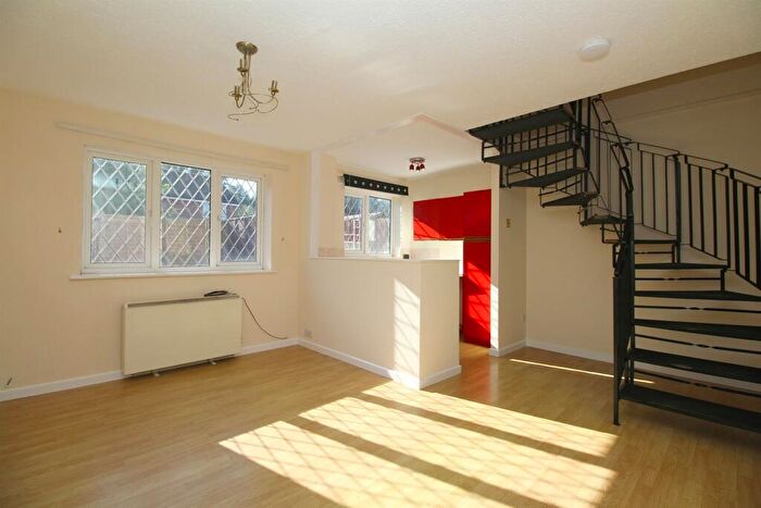 1 Bedroom Semi-Detached Villa To Rent In Warren Drive, Thurmaston, LE4