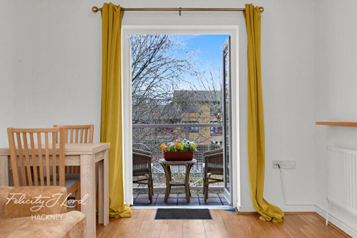 2 Bedroom Flat For Sale In Nursery Lane, London, E2