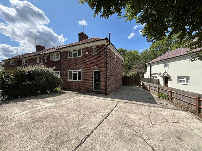 4 Bedroom House To Rent In Morrell Avenue, OX4