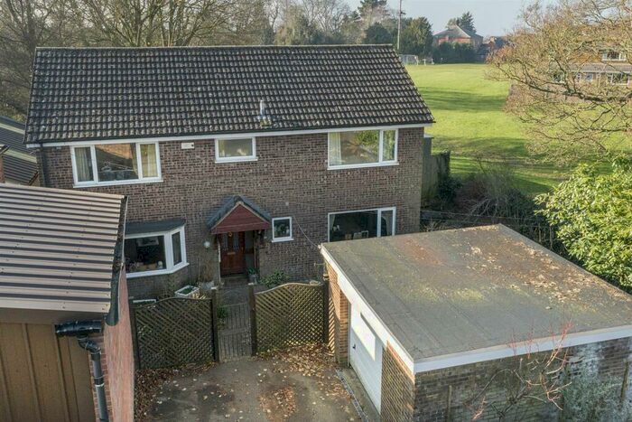 4 Bedroom Detached House For Sale In Northampton Road, Welford, Northampton, NN6