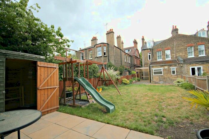 2 Bedroom Flat To Rent In St Pauls Avenue, Willesden Green, NW2