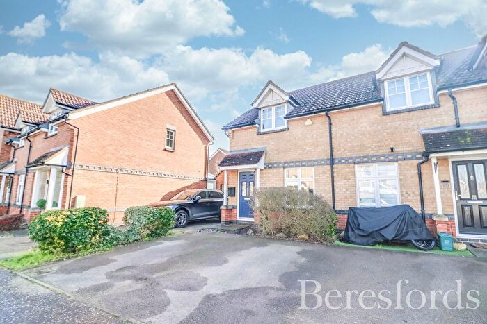 2 Bedroom End Of Terrace House For Sale In Gulls Croft, Braintree, CM7