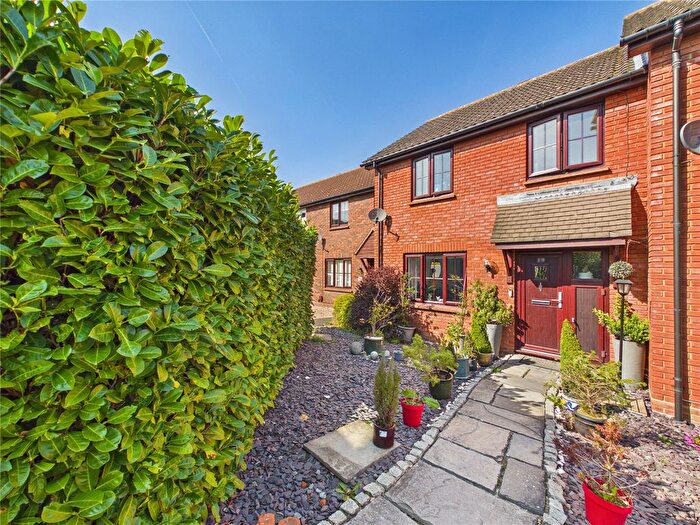 3 Bedroom Terraced House To Rent In Lichfield Close, Chelmsford, Essex, CM1