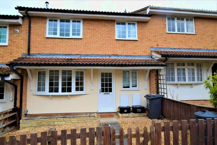 2 Bedroom Terraced House To Rent In Hylder Close, Swindon, SN2