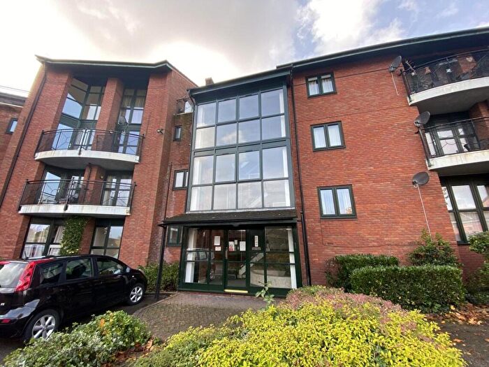 2 Bedroom Flat To Rent In Priory Wharf, Birkenhead, CH41