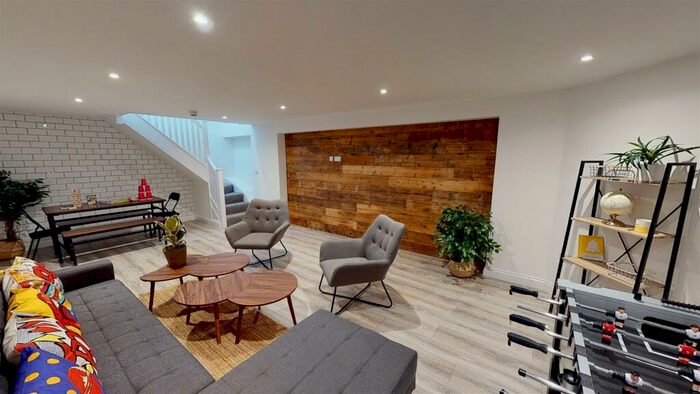 7 Bedroom House To Rent In Hudson Road, Southsea, PO5