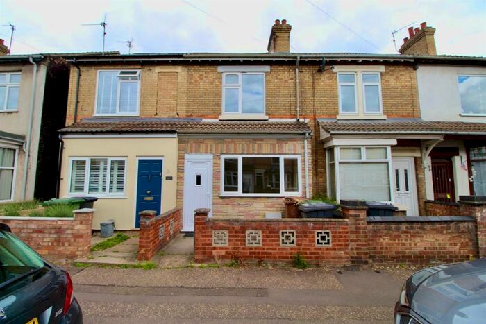 3 Bedroom Terraced House To Rent In Belsize Avenue, Woodston, Peterborough, PE2