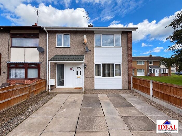3 Bedroom Semi Detached House For Sale In Beech Road, Campsall, Doncaster, DN6