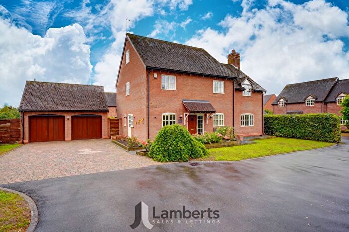 5 Bedroom Detached House For Sale In Hanbury Chase, Hanbury Road, Hanbury, Bromsgrove, B60