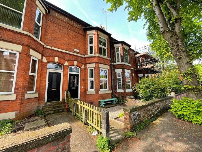4 Bedroom Terraced House To Rent In Montrose Avenue, Didsbury, M20