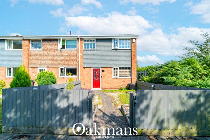 3 Bedroom End Of Terrace House For Sale In Ashdale Drive, Birmingham, West Midlands, B14