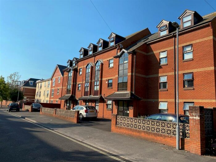 1 Bedroom Apartment To Rent In **let Agreed**, DT4