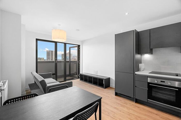 1 Bedroom Flat To Rent In Pullman House, Wembley Park Gardens, Wembley, HA9