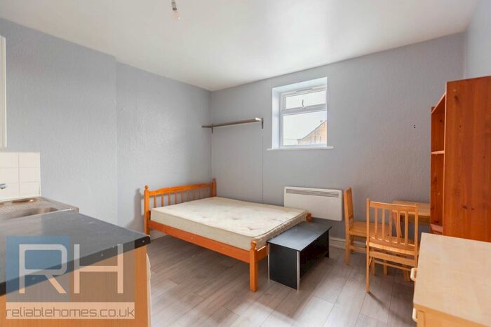 Studio To Rent In Harvey Mews, Crouch End, London, N8