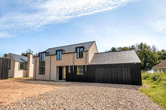 4 Bedroom Detached House For Sale In Loop Road, Beachley, Chepstow, Gloucestershire, NP16