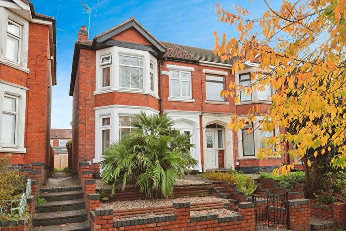 3 Bedroom End Terrace House For Sale In Queen Isabels Avenue, Coventry, West Midlands, CV3