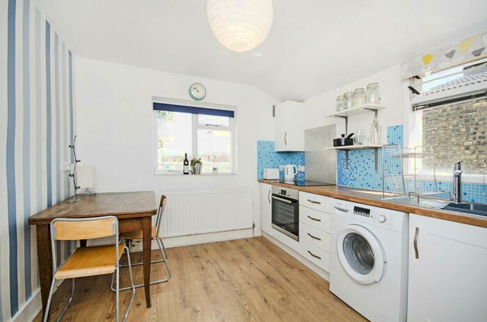 1 Bedroom Flat To Rent In Mabley Street, Homerton, London, E9