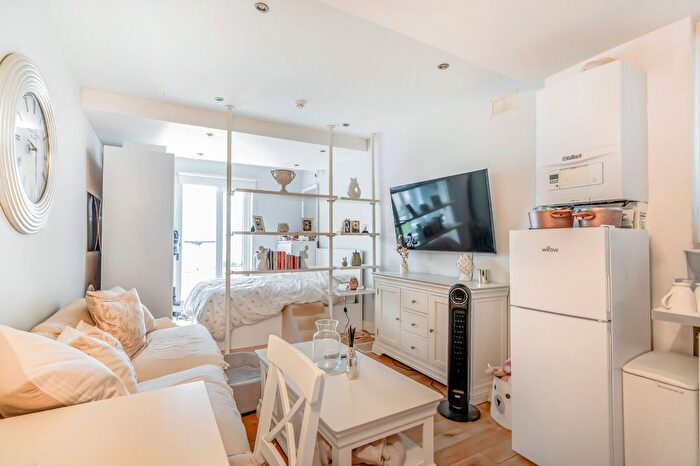 Studio To Rent In Hartland Road, London, NW6