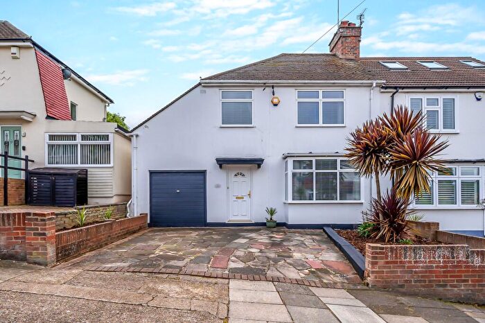 3 Bedroom Property For Sale In Cranmore Road, Chislehurst, BR7