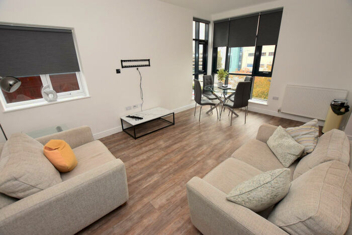 2 Bedroom Apartment To Rent In Weavers Point, Lodge Lane, Derby, Derbyshire, DE1