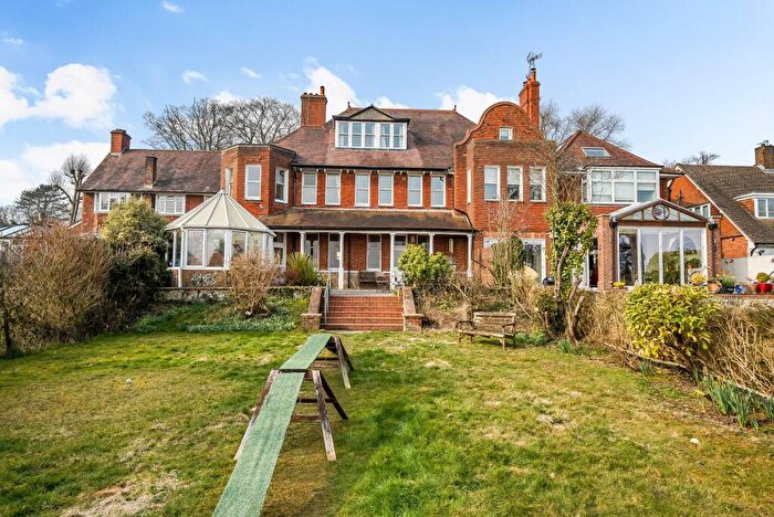 5 Bedroom House For Sale In The Ridge, Woldingham, CR3