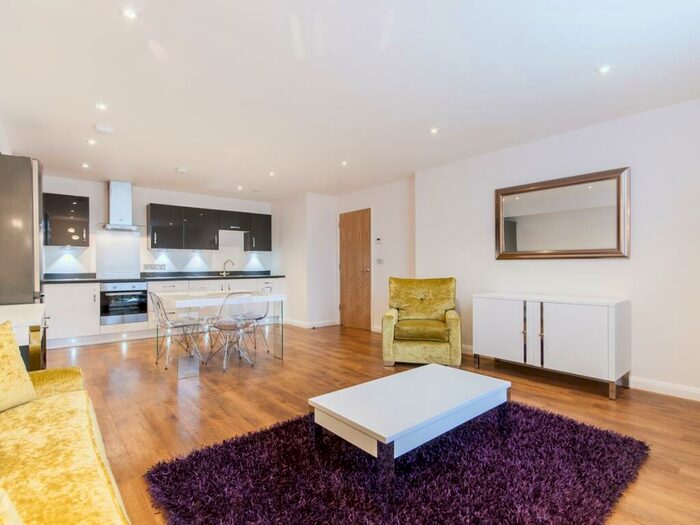 1 Bedroom Apartment To Rent In Mill Street, City Centre, OX2