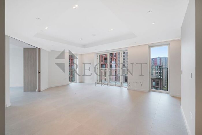 3 Bedroom Flat To Rent In Capella Court, Lewis Cubitt Park, N1C