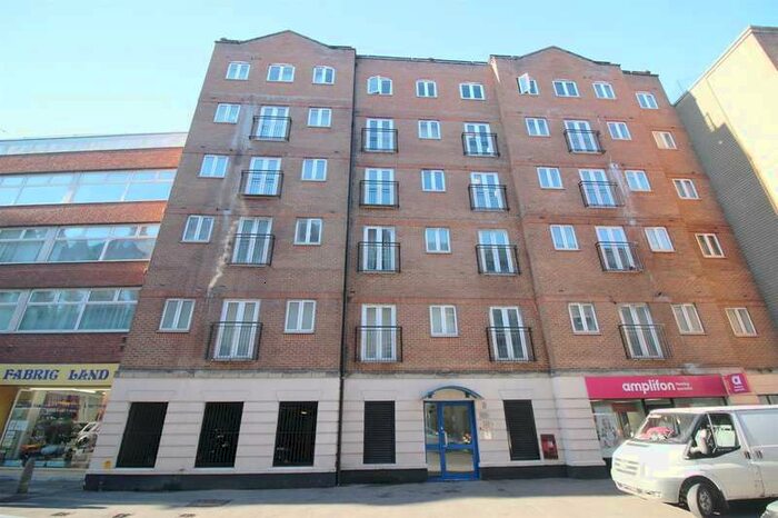 2 Bedroom Apartment To Rent In The Picture House, Cheapside, Reading, RG1
