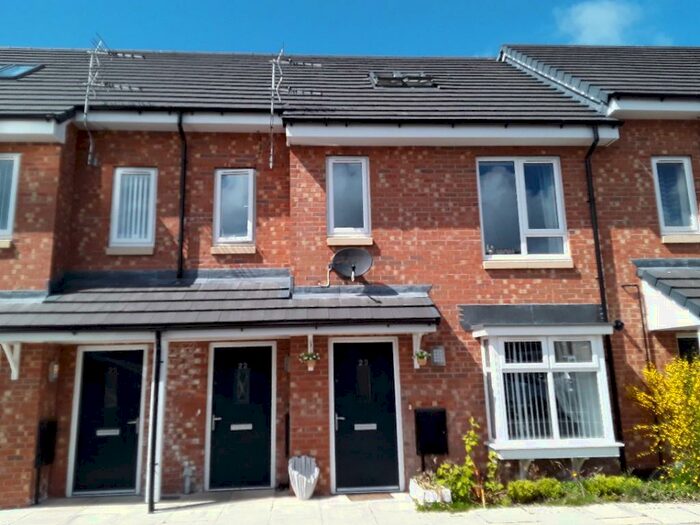 2 Bedroom Flat To Rent In Millhouse Mews, CH46