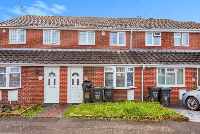 3 Bedroom Terraced House To Rent In Artillery Row, Gravesend, Kent, DA12