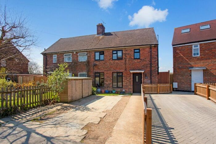 4 Bedroom Semi-Detached House To Rent In Hillfield Road, Dunton Green, Sevenoaks, TN13