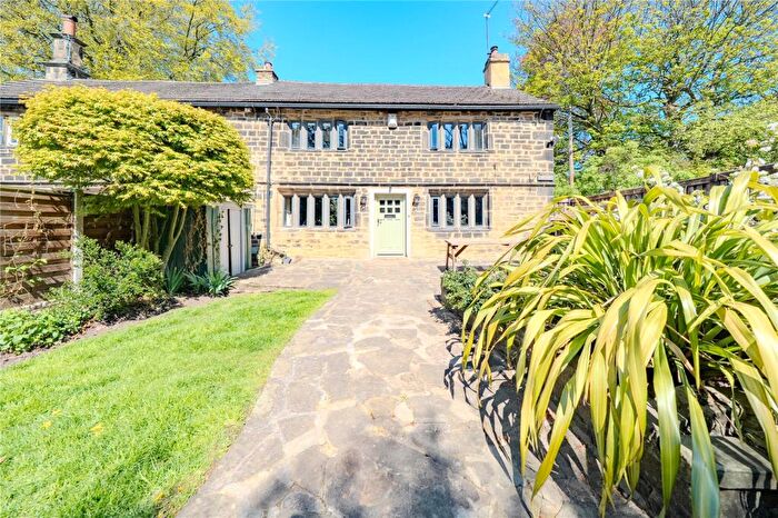 3 Bedroom Semi Detached House For Sale In Cheadle Cottage, The Cottages, Houghley Lane, Leeds, West Yorkshire, LS13