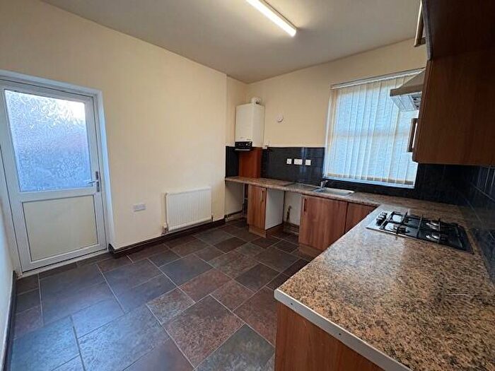 3 Bedroom Flat To Rent In Chester Road, Boldmere, B73
