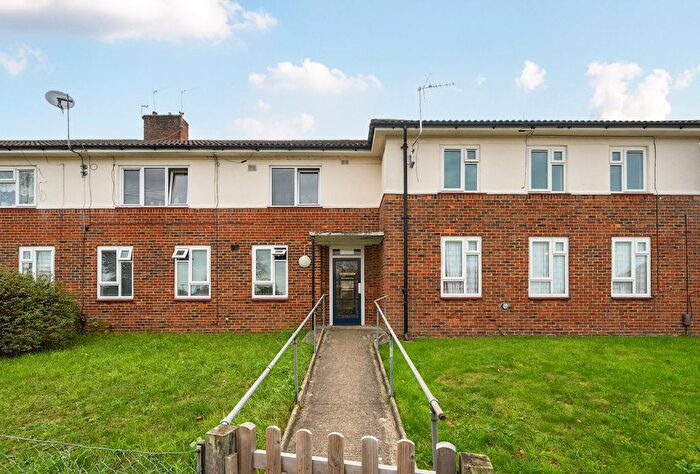 1 Bedroom Flat For Sale In Batchwood Green, Orpington, BR5