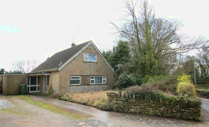 3 Bedroom Detached House For Sale In Monkton Farleigh, Bradford-on-Avon, Wiltshire, BA15