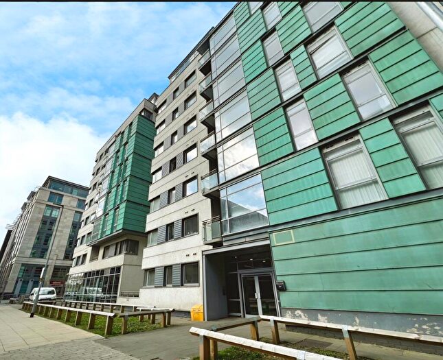 Flat To Rent In Manor Mills, Ingram Street, Leeds, West Yorkshire, LS11