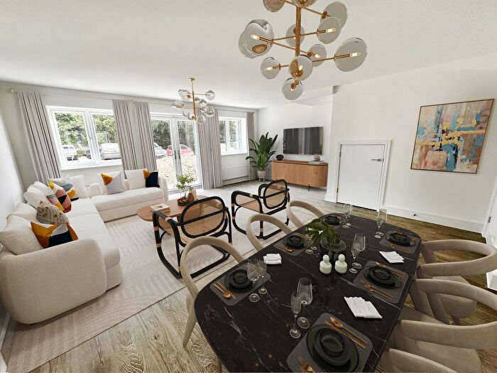 3 Bedroom Terraced House For Sale In Lake Mews, Waters Edge, Surrey, GU16