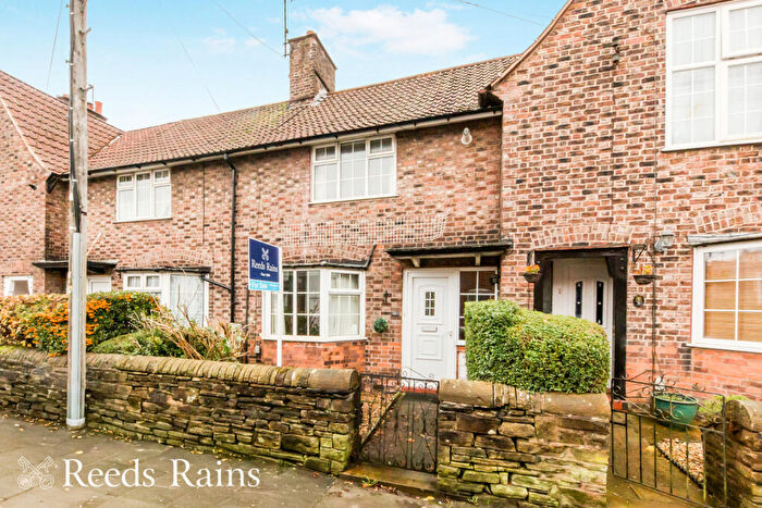 2 Bedroom Terraced House For Sale In Ryle Street, Macclesfield, Cheshire, SK11