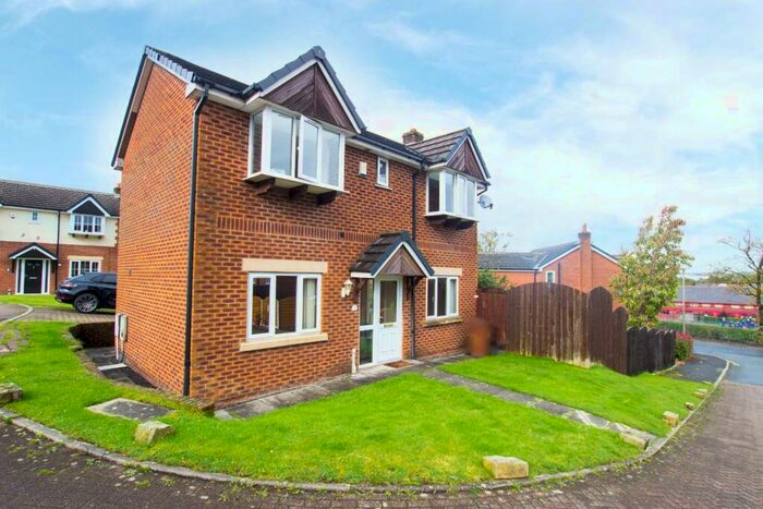 3 Bedroom Detached House To Rent In Prospect Gardens, Darwen, BB3