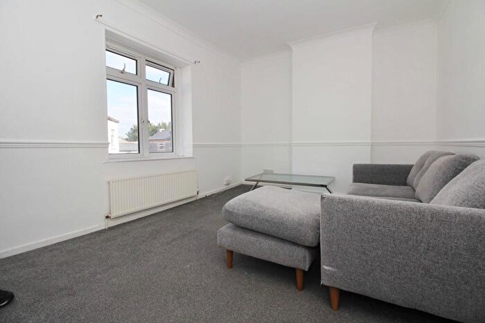 2 Bedroom Apartment To Rent In Barry Road, Barry., CF63