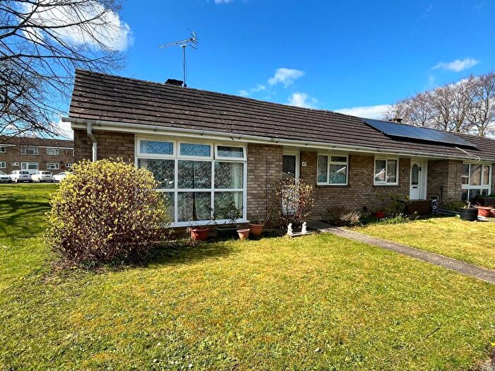 2 Bedroom Bungalow For Sale In Westcroft, Chippenham, SN14