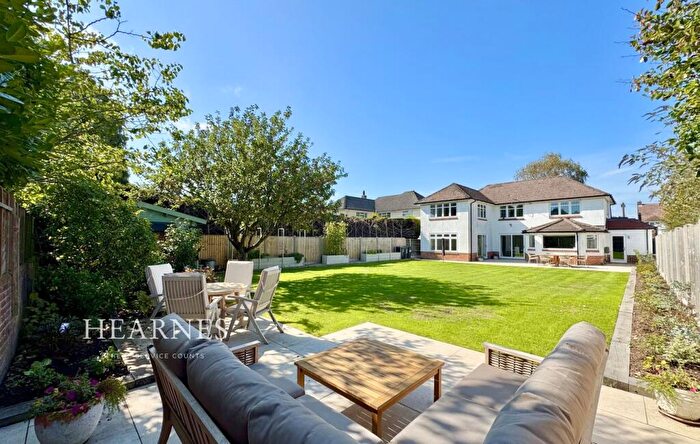 4 Bedroom Detached House For Sale In Keith Road, Talbot Woods, Bournemouth, BH3
