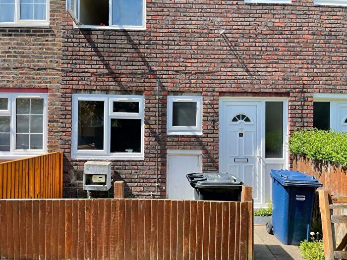 3 Bedroom Property To Rent In Wardell Field, London, NW9