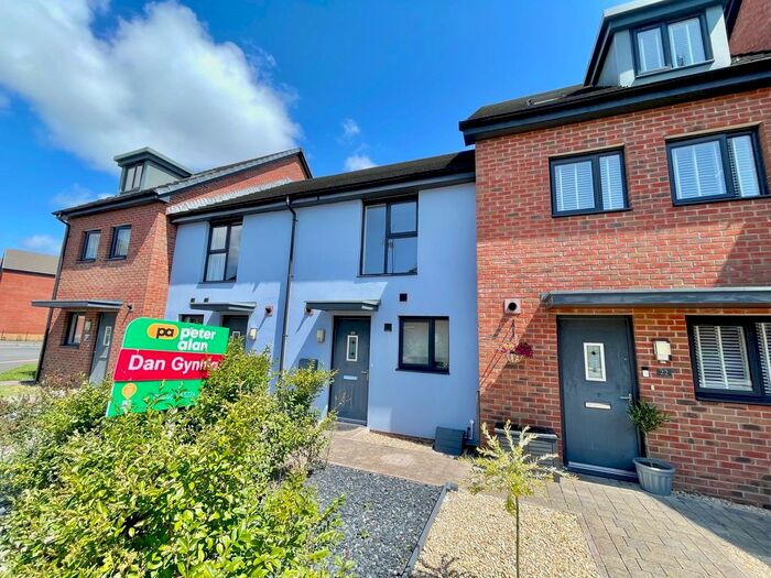 2 Bedroom Property To Rent In Ffordd Y Mileniwm, Barry, CF62