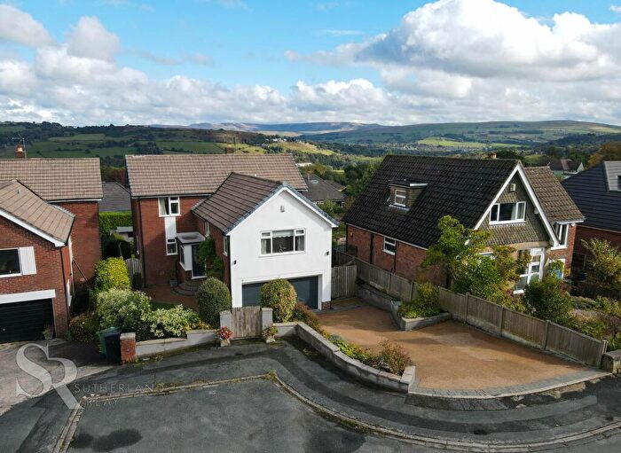 4 Bedroom Detached House For Sale In Graham Drive, Disley, SK12