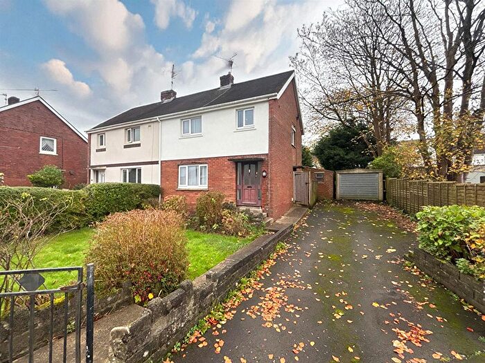 3 Bedroom Semi Detached House For Sale In Gorsfach, Llanelli, SA14