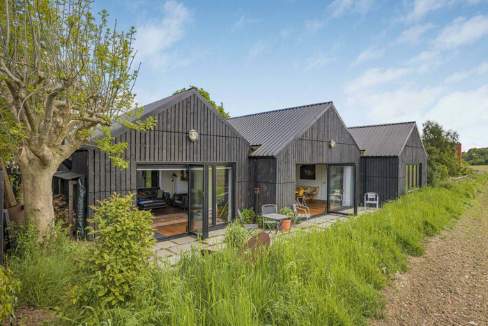 3 Bedroom Detached House For Sale In Willow Court Lane, Moulsford, OX10